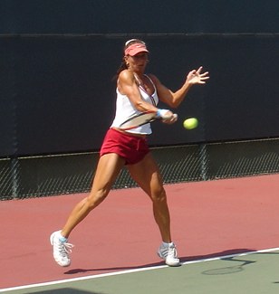 Suzy's Topspin forehand return... 